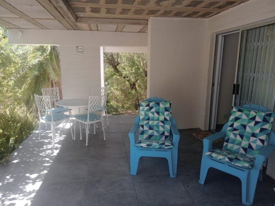 3 Bedroom Property for Sale in Wavecrest Eastern Cape